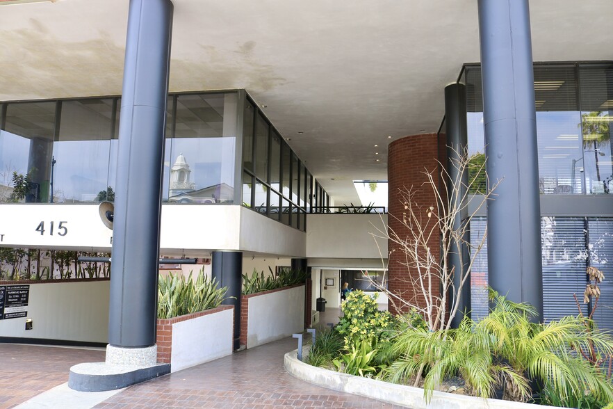 415 N Crescent Dr, Beverly Hills, CA for lease - Building Photo - Image 2 of 6