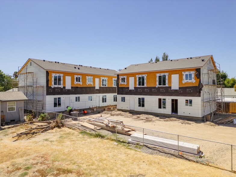 40 W 13th St, Merced, CA for sale - Building Photo - Image 2 of 25