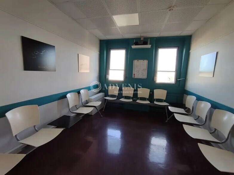 Office in Montpellier for sale - Interior Photo - Image 3 of 7