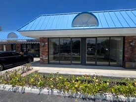 3700 S Dixie Hwy, West Palm Beach FL - Storefront Property