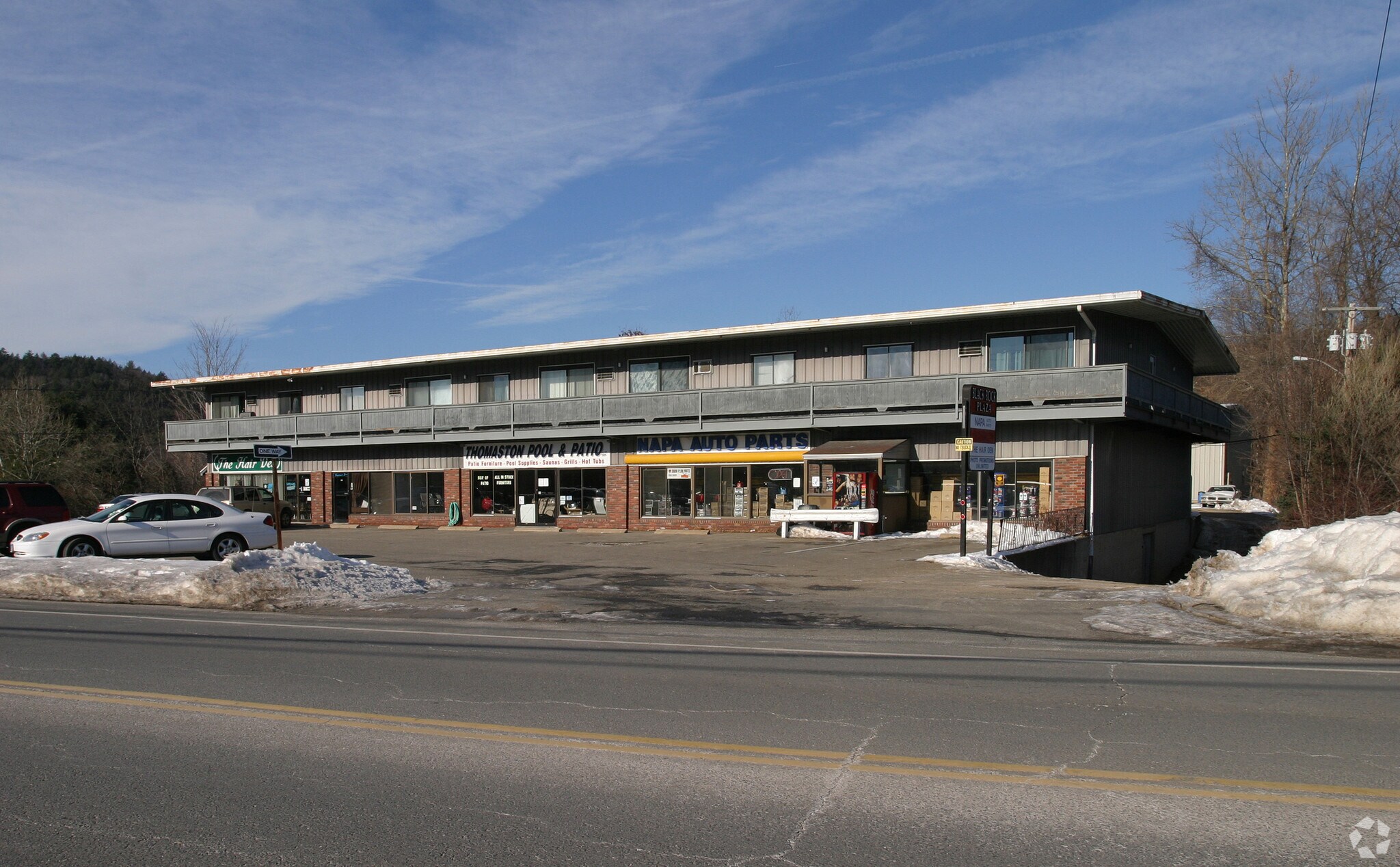 400 Watertown Rd, Thomaston, CT for sale Primary Photo- Image 1 of 1