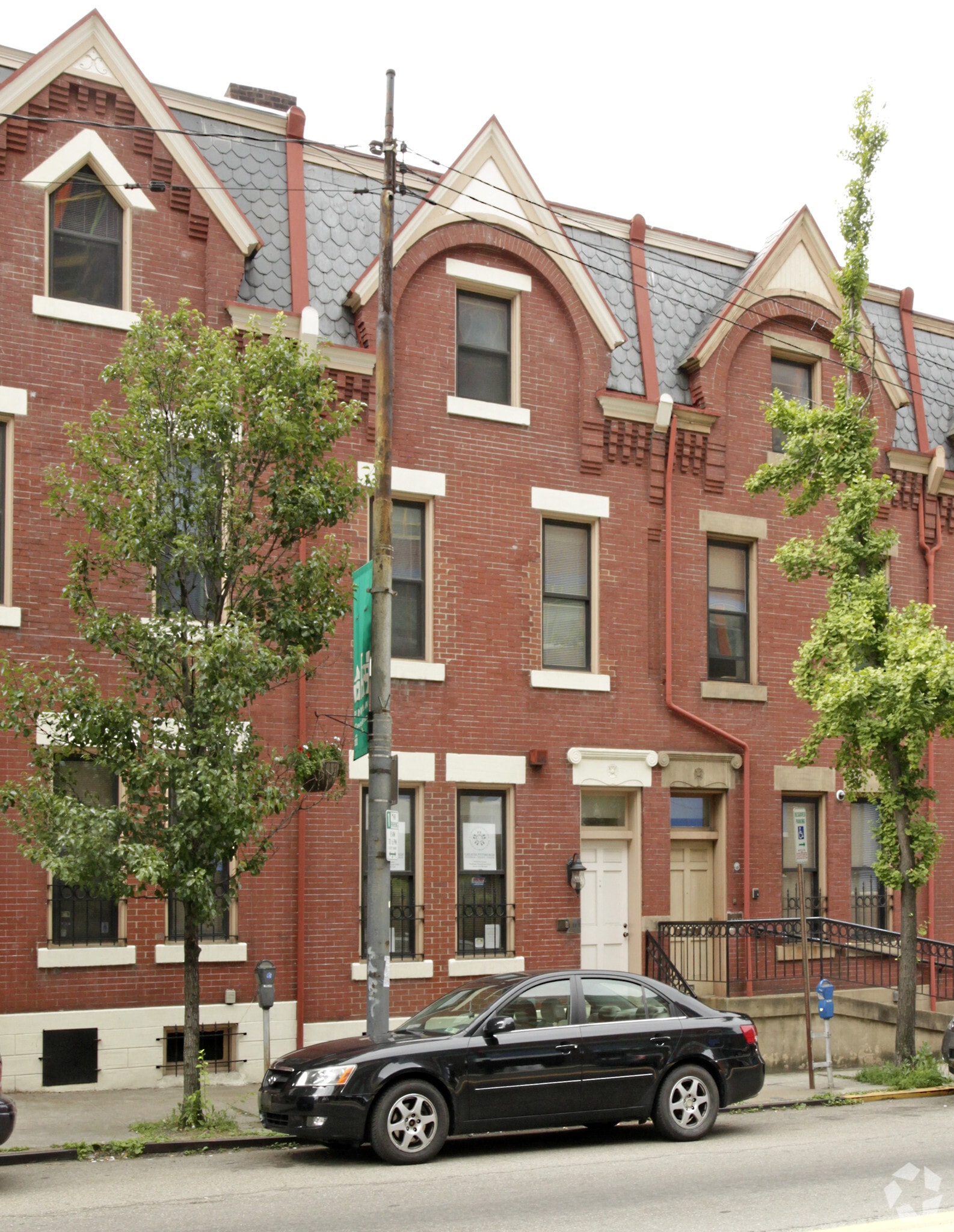 4414-4416 Penn Avenue portfolio of 2 properties for sale on LoopNet.com Primary Photo- Image 1 of 13