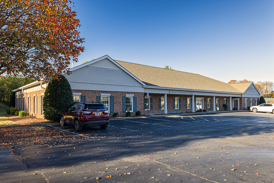 801-C Sunset, Johnson City, TN 37604 - N Johnson City Office - Bldg C ...