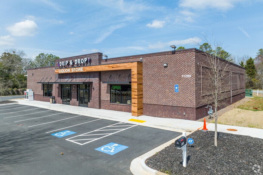 11289 Highway 92, Woodstock, GA for sale - Primary Photo - Image 1 of 1