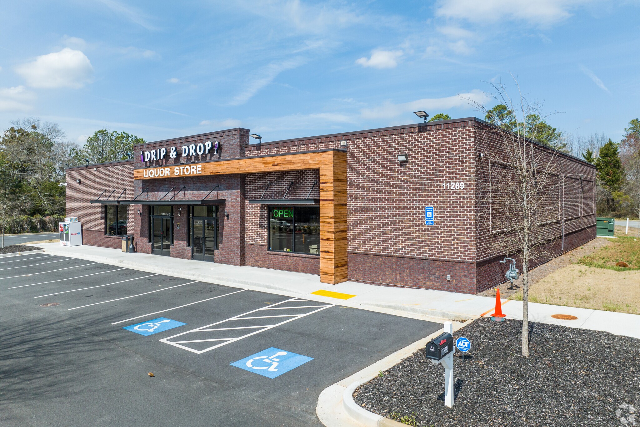 11289 Highway 92, Woodstock, GA for sale Primary Photo- Image 1 of 1