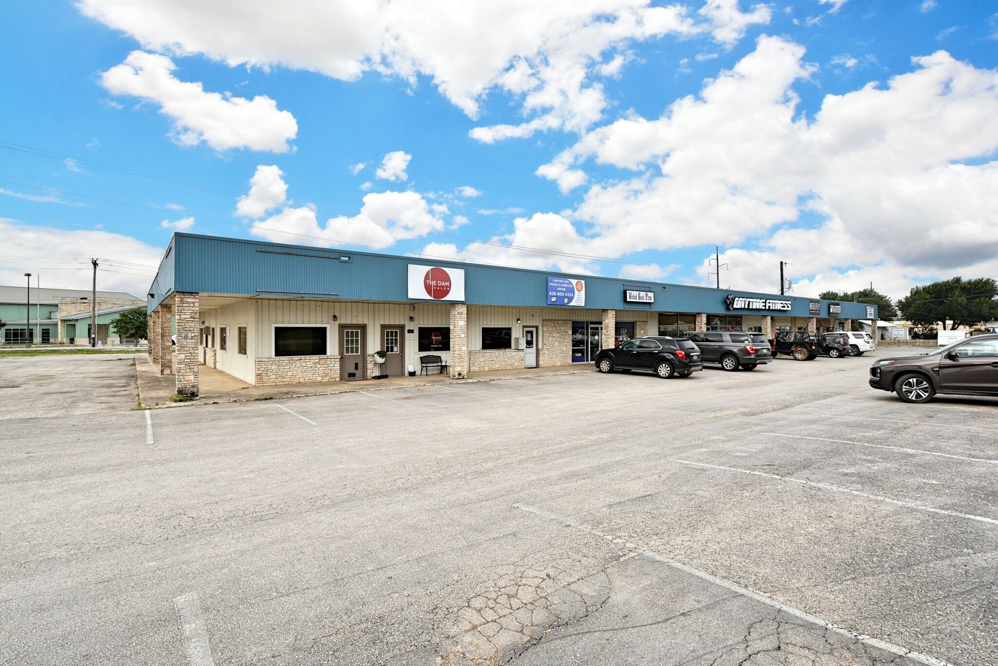 1175 FM 2673, Canyon Lake, TX for lease Building Photo- Image 1 of 9