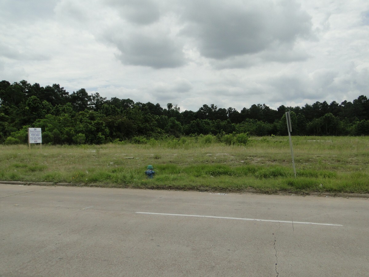 985 W Rankin Rd, Houston, TX 77067