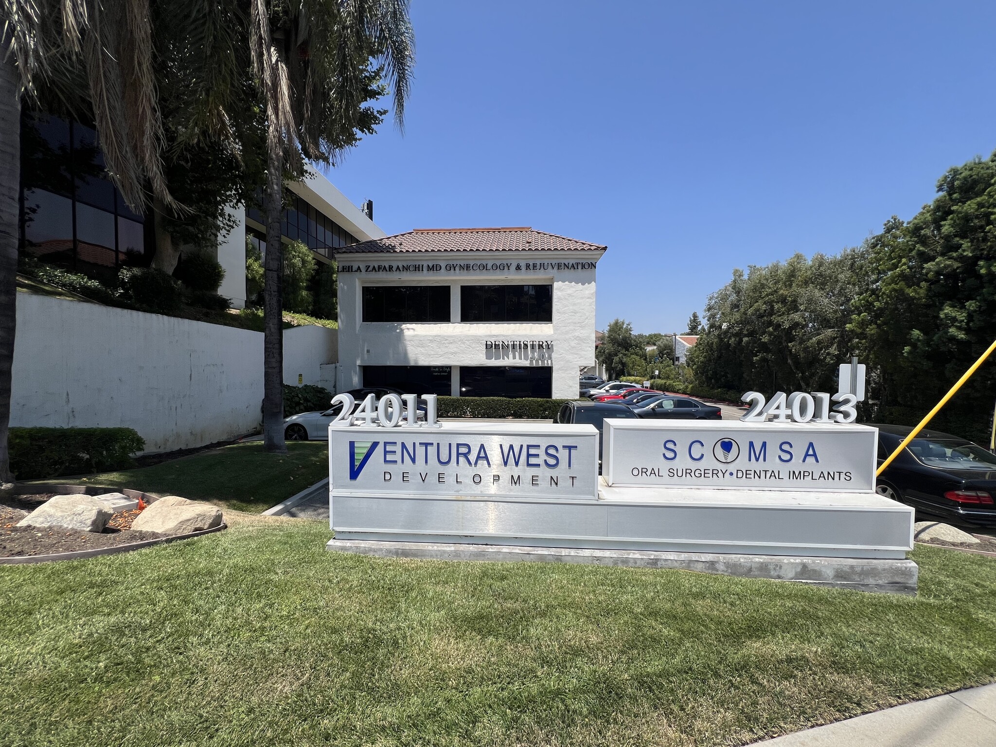 24011 Ventura Blvd, Calabasas, CA for lease Building Photo- Image 1 of 15