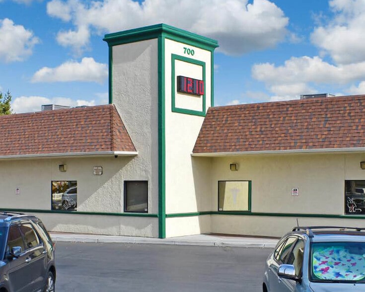 700 Baring Blvd, Sparks, NV for sale - Building Photo - Image 2 of 2