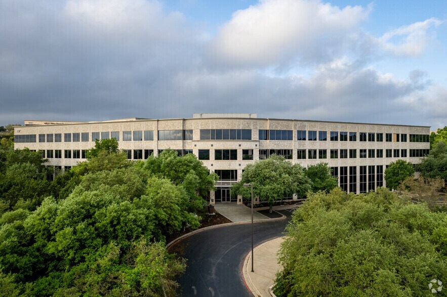 807 Las Cimas Pky, Austin, TX for sale - Primary Photo - Image 1 of 1