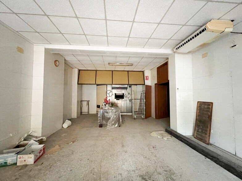 Retail in València, Valencia for sale - Building Photo - Image 1 of 5