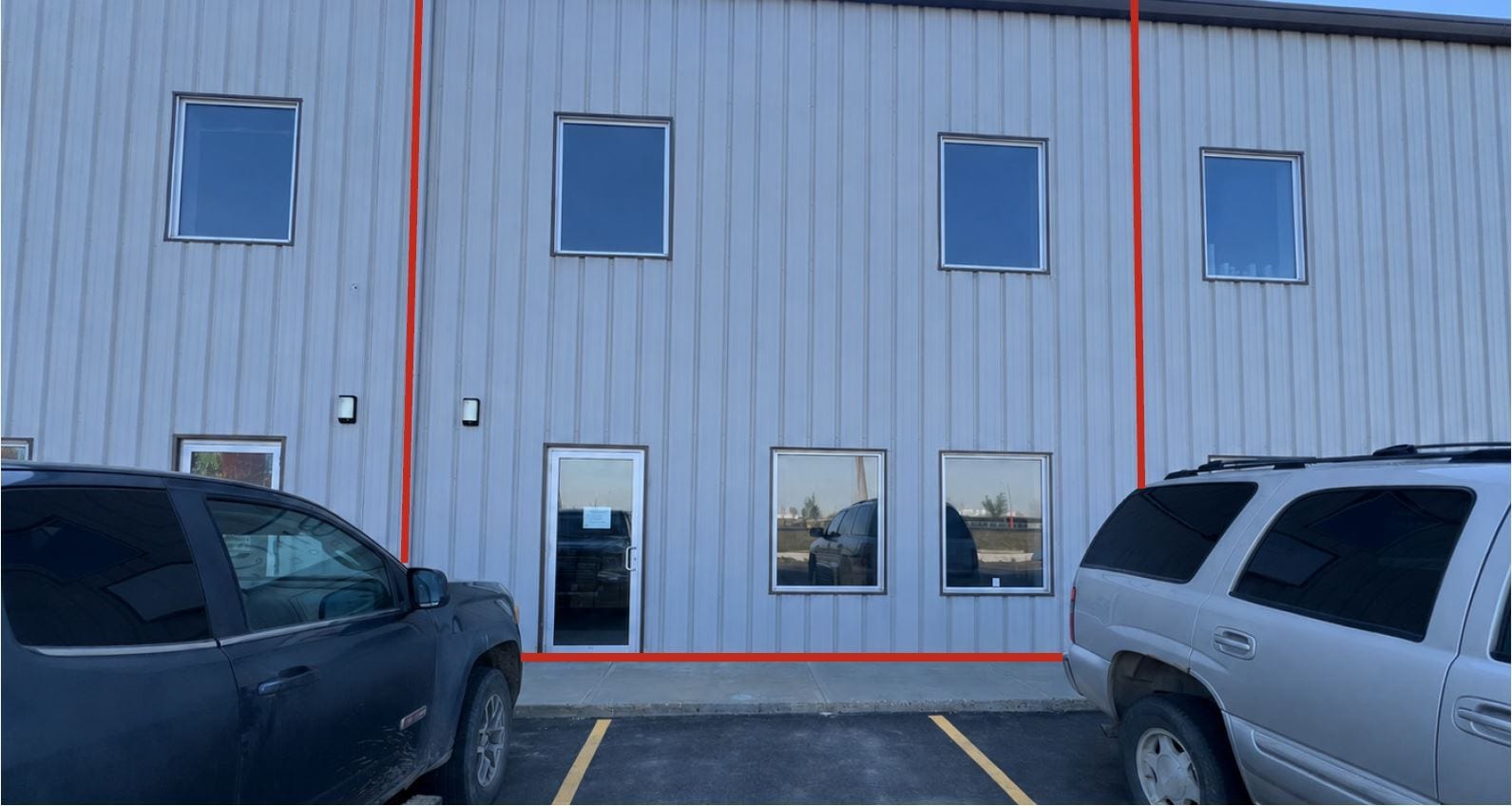 7609 Sparrow Dr, Leduc, AB for lease Interior Photo- Image 1 of 4