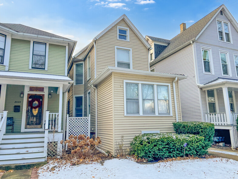 2024 Maple Ave, Evanston, IL for sale - Building Photo - Image 3 of 12