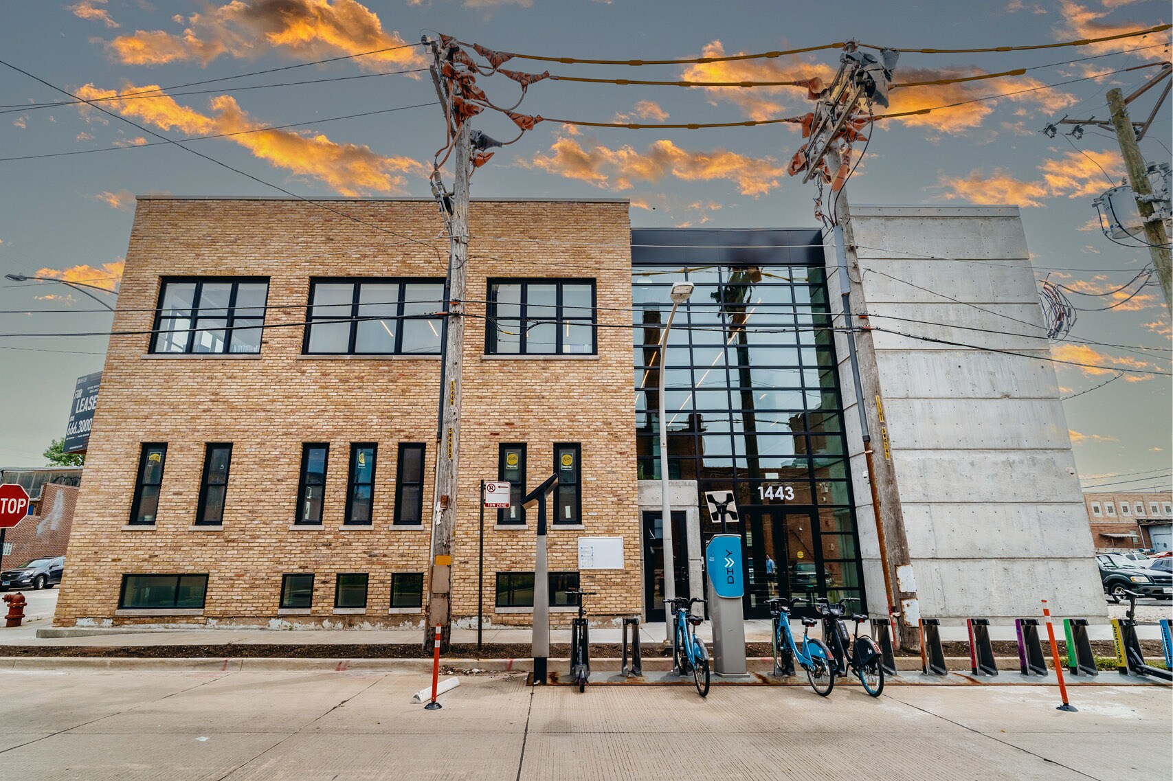 1443 W Wabansia Ave, Chicago, IL for lease Building Photo- Image 1 of 10