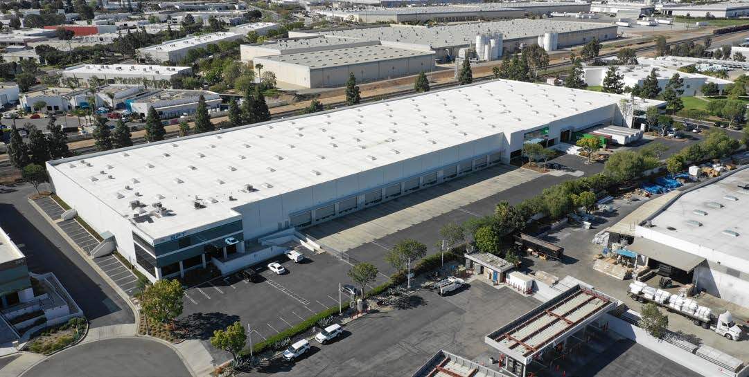 250 Airport Cir, Corona, CA for lease Building Photo- Image 1 of 8