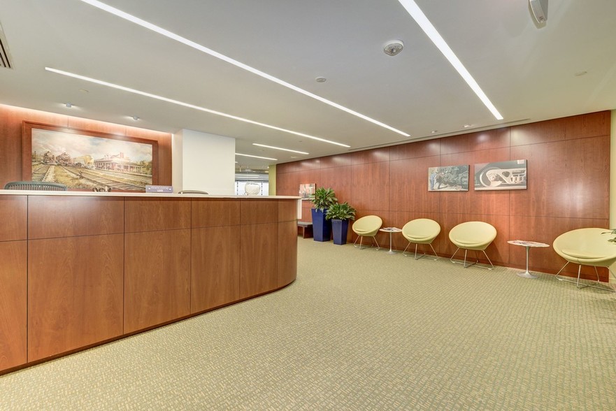 1800 Diagonal Rd, Alexandria, VA for lease - Interior Photo - Image 2 of 15