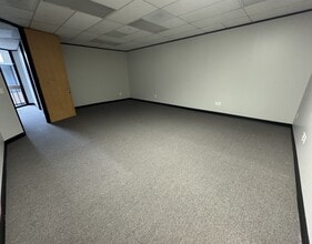 1880 S Dairy Ashford Rd, Houston, TX for lease Building Photo- Image 1 of 3