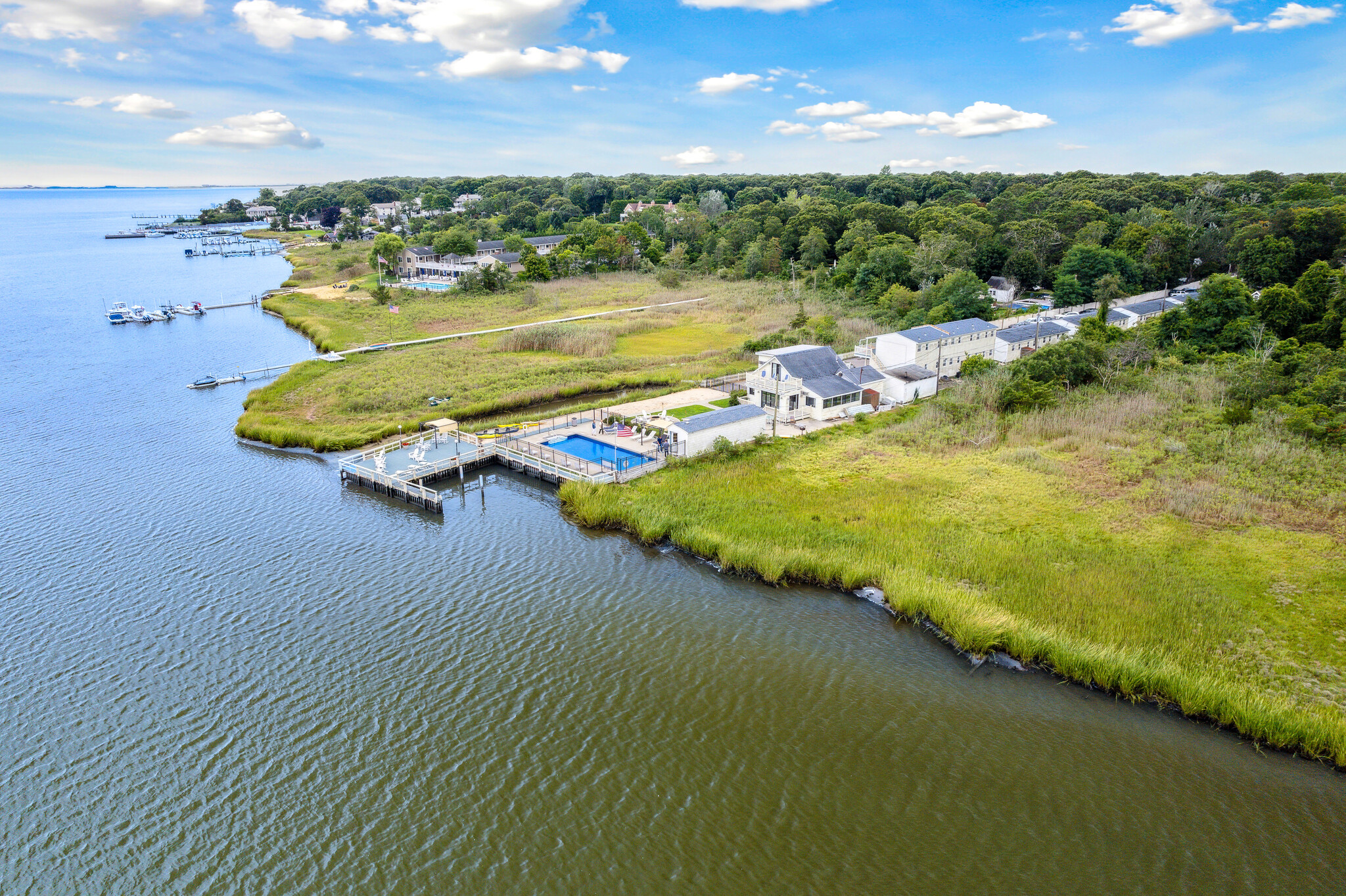 53 W Tiana Rd, Hampton Bays, NY 11946 - Bayview Resort | LoopNet