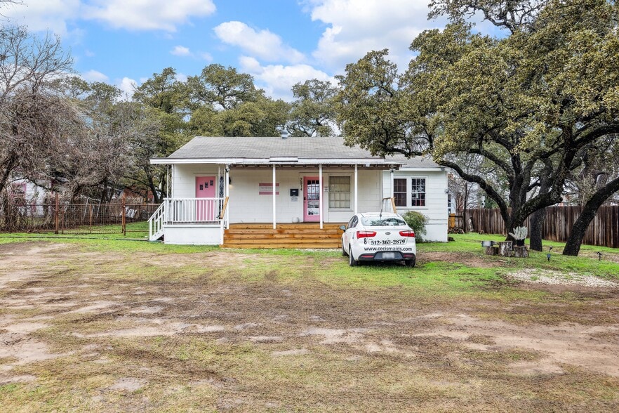 Wildwood Retail portfolio of 2 properties for sale on LoopNet.com - Building Photo - Image 2 of 12