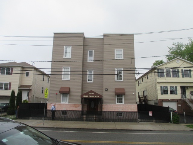 493-495 Irvine Turner Blvd, Newark, NJ for sale - Primary Photo - Image 1 of 27