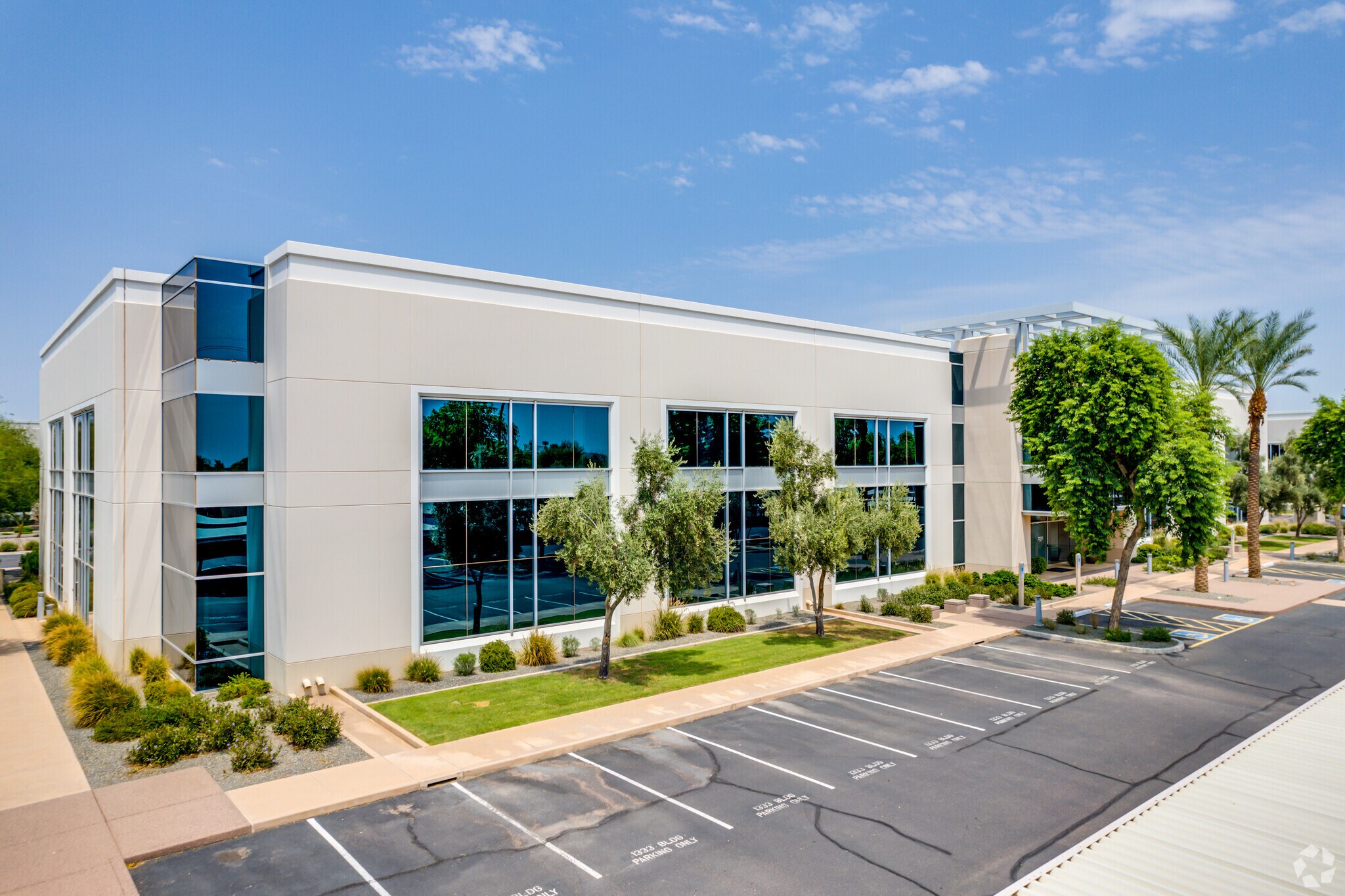 1333 S Spectrum Blvd, Chandler, AZ for sale Primary Photo- Image 1 of 1