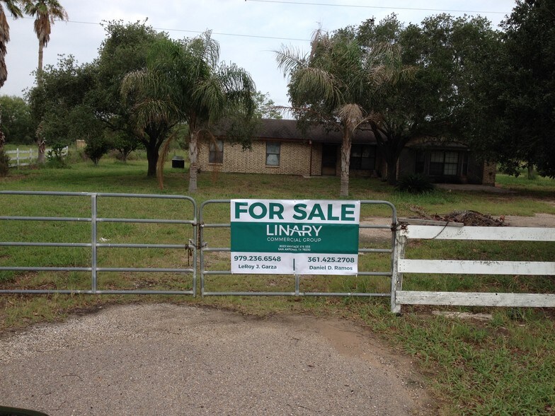 16001 S US Highway 281, Falfurrias, TX 78355