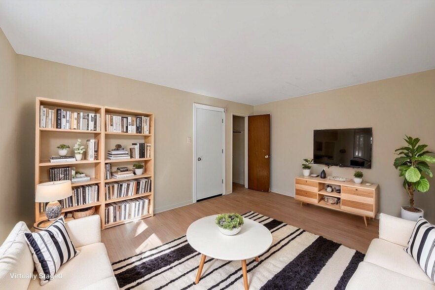 6126 Bingham St, Philadelphia, PA for sale - Building Photo - Image 2 of 16