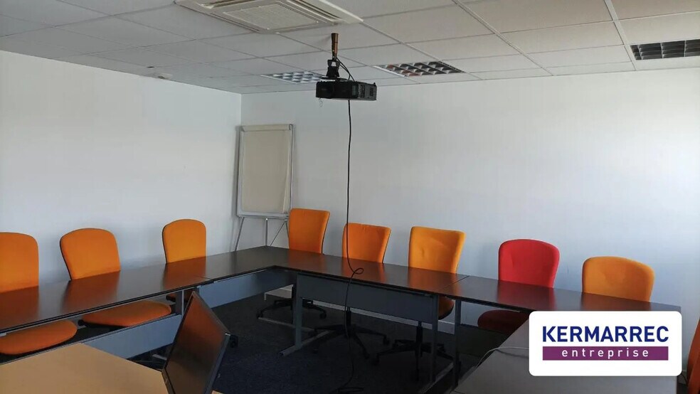Office in Saint-Herblain for lease - Building Photo - Image 2 of 8