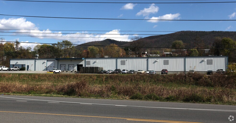 1110 Beaumont Rd, Roanoke, VA for sale - Primary Photo - Image 1 of 1