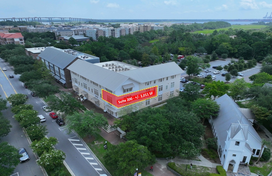 297 Seven Farms Dr, Charleston, SC for lease - Building Photo - Image 2 of 8