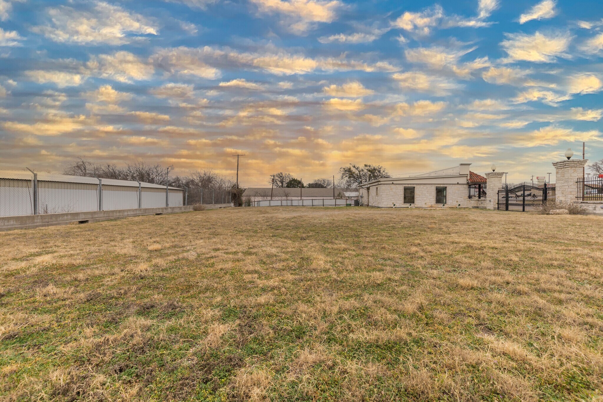 372 State Highway 22, Laguna Park, TX 76634 Lake Whitney Retail