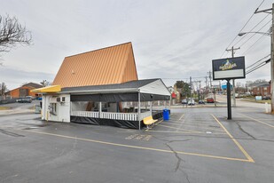 2810 Blue Rock Rd, Cincinnati OH - Drive Through Restaurant