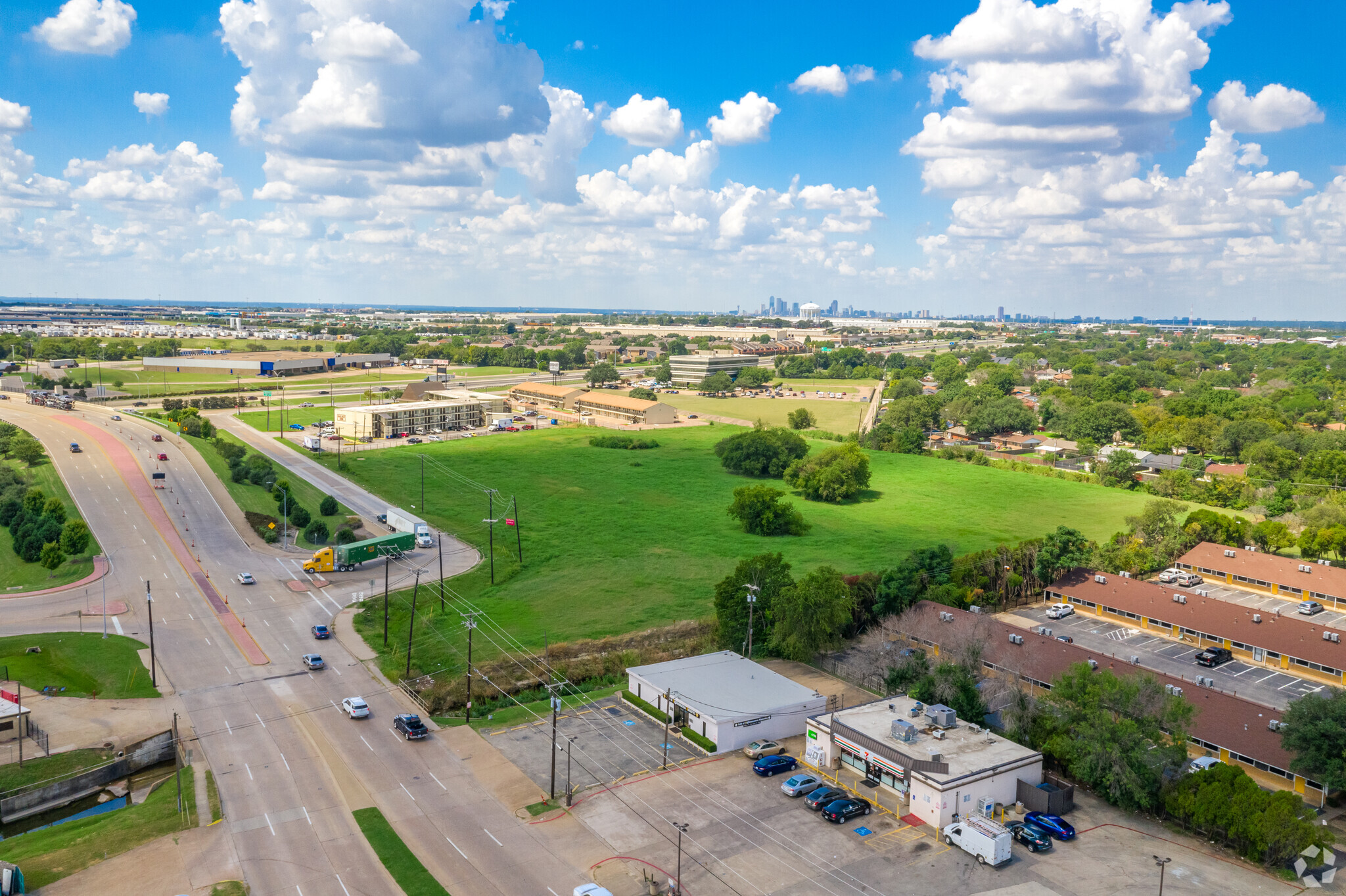 3900 N Town East Blvd, Mesquite, TX for sale Primary Photo- Image 1 of 17