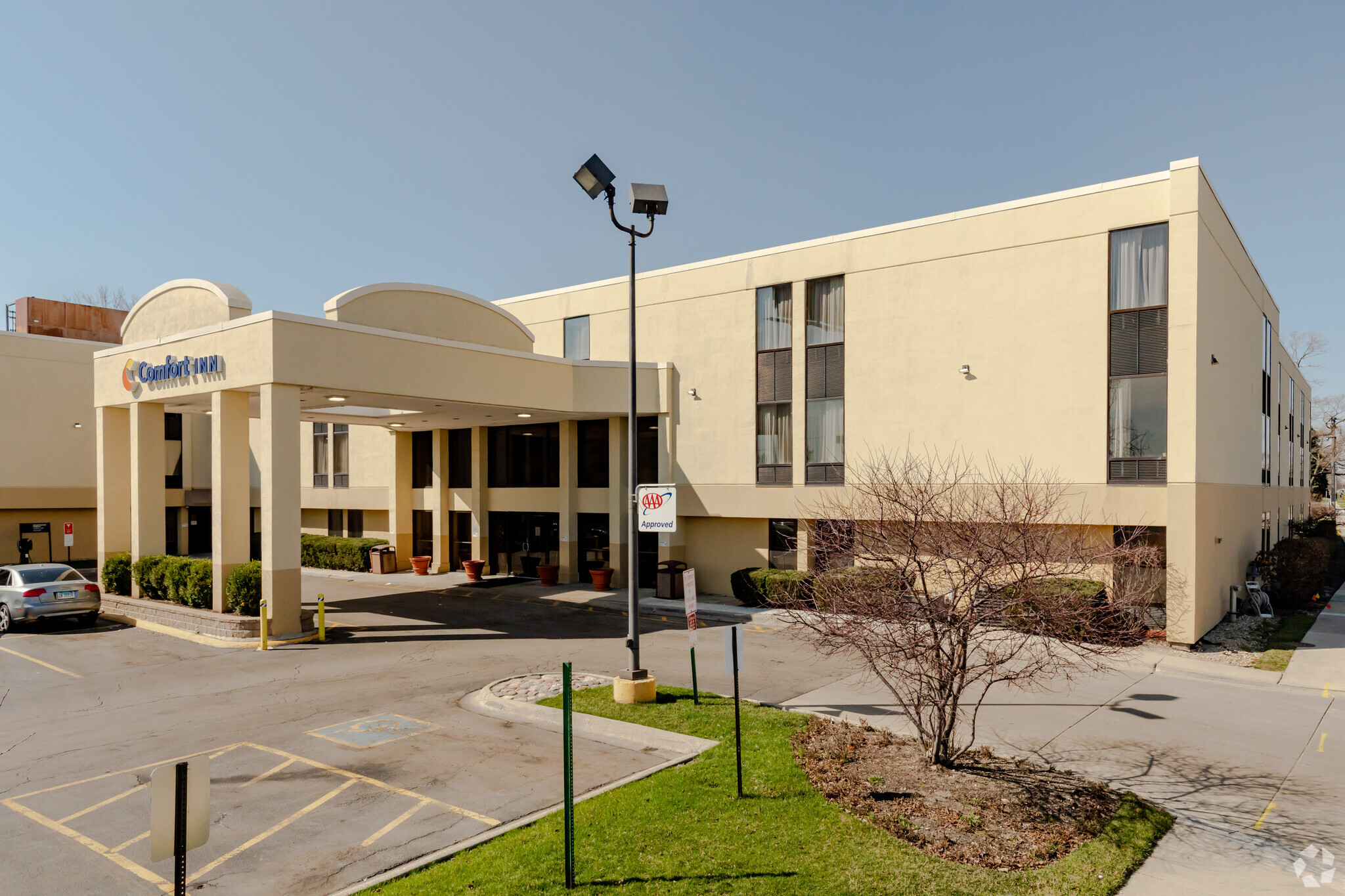 2175 E Touhy Ave, Des Plaines, IL for sale Primary Photo- Image 1 of 1