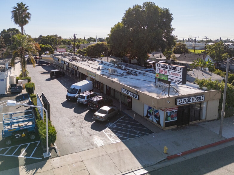 5960-5964 Florence Ave, Bell Gardens, CA for sale - Building Photo - Image 1 of 18