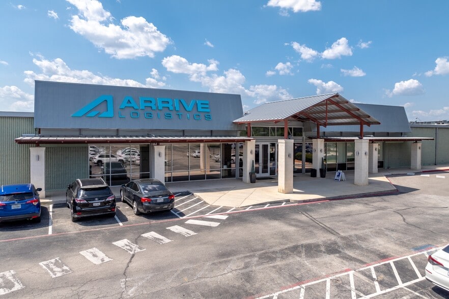 2735 Austin Hwy, San Antonio, TX for lease - Building Photo - Image 3 of 10