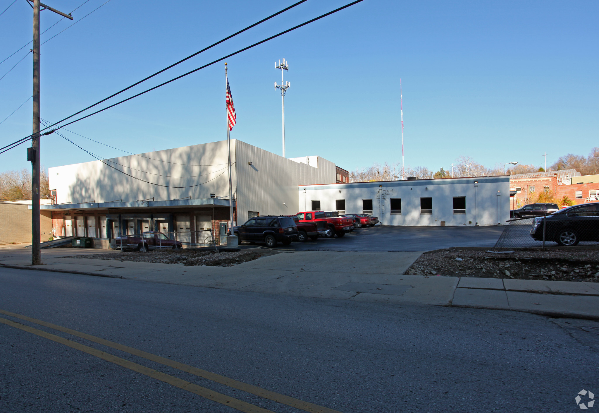 3327 Roanoke Rd, Kansas City, MO for sale Building Photo- Image 1 of 7