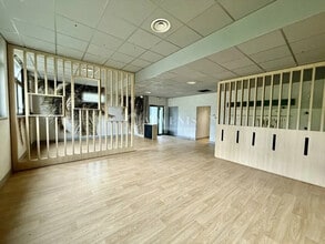Office in Lyon for lease Building Photo- Image 1 of 9