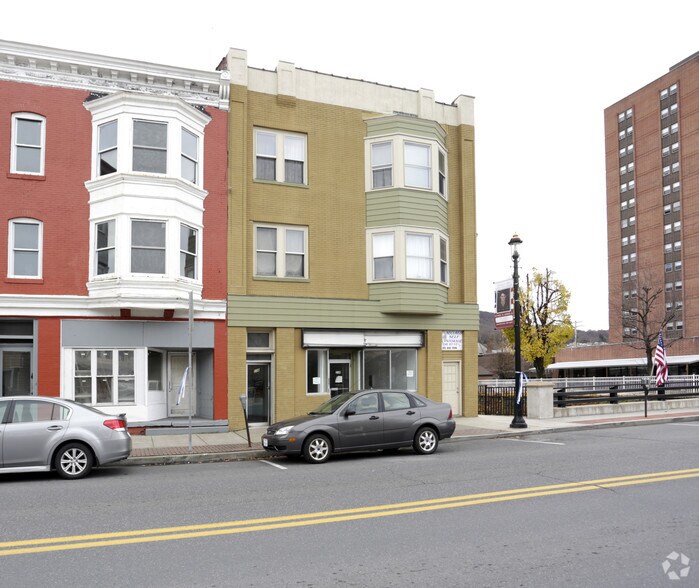 238 E Broad St, Tamaqua, PA for sale - Primary Photo - Image 1 of 3