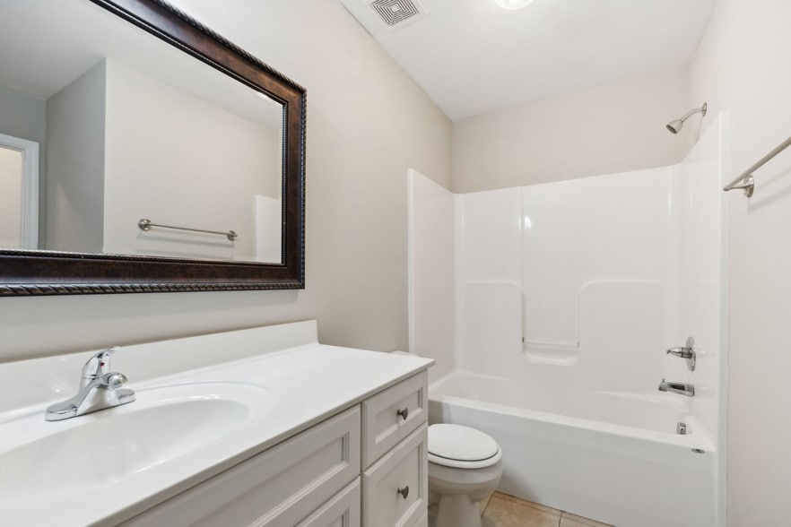 710 Joshua St, Columbia, TN for sale - Interior Photo - Image 2 of 6