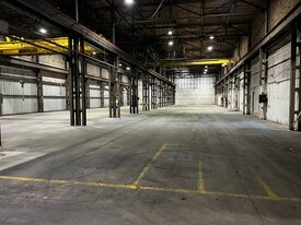 11 Pine Lake Ave, La Porte IN - Warehouse