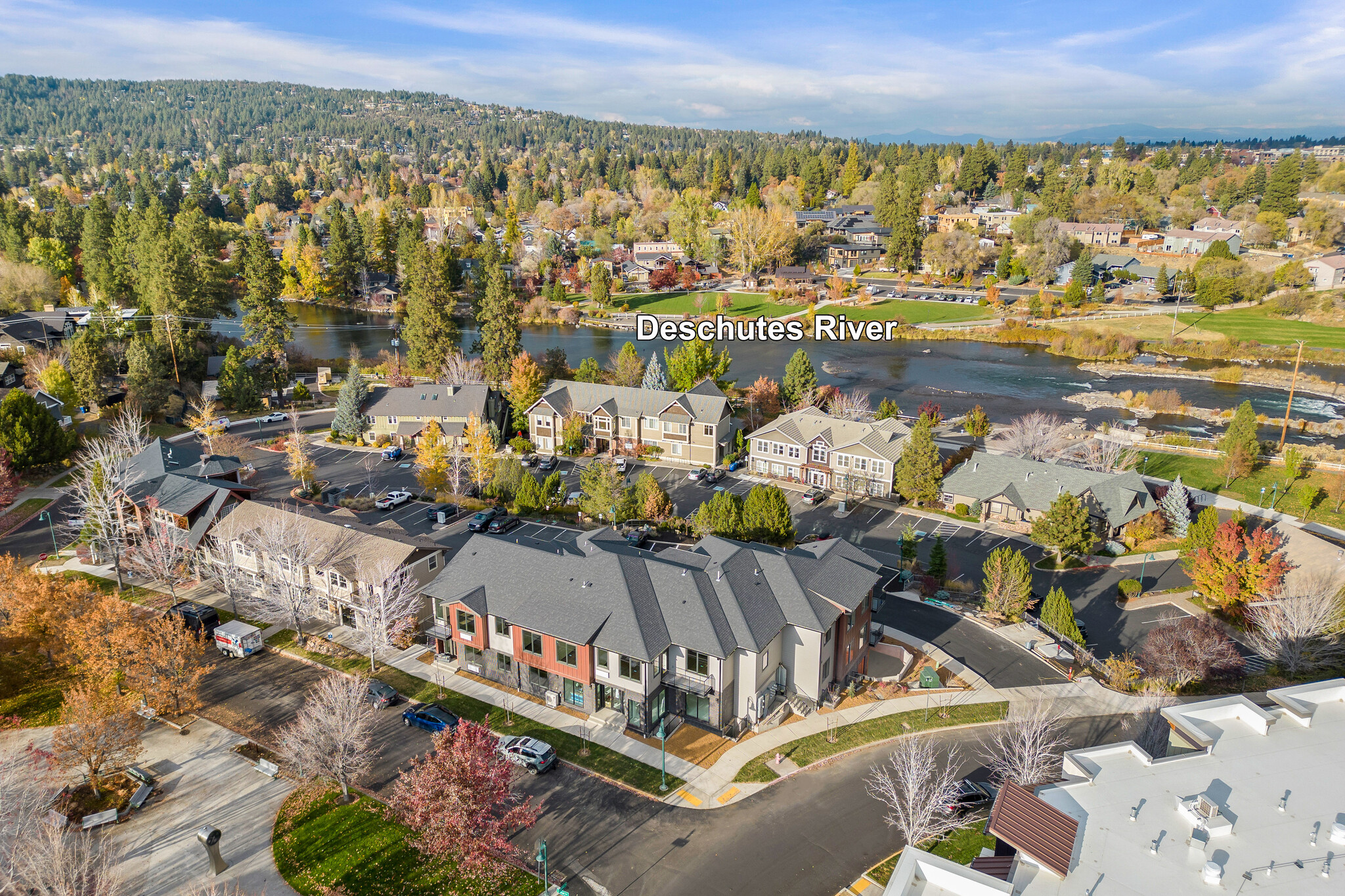 144 SW Crowell Way, Bend, OR for lease Building Photo- Image 1 of 9