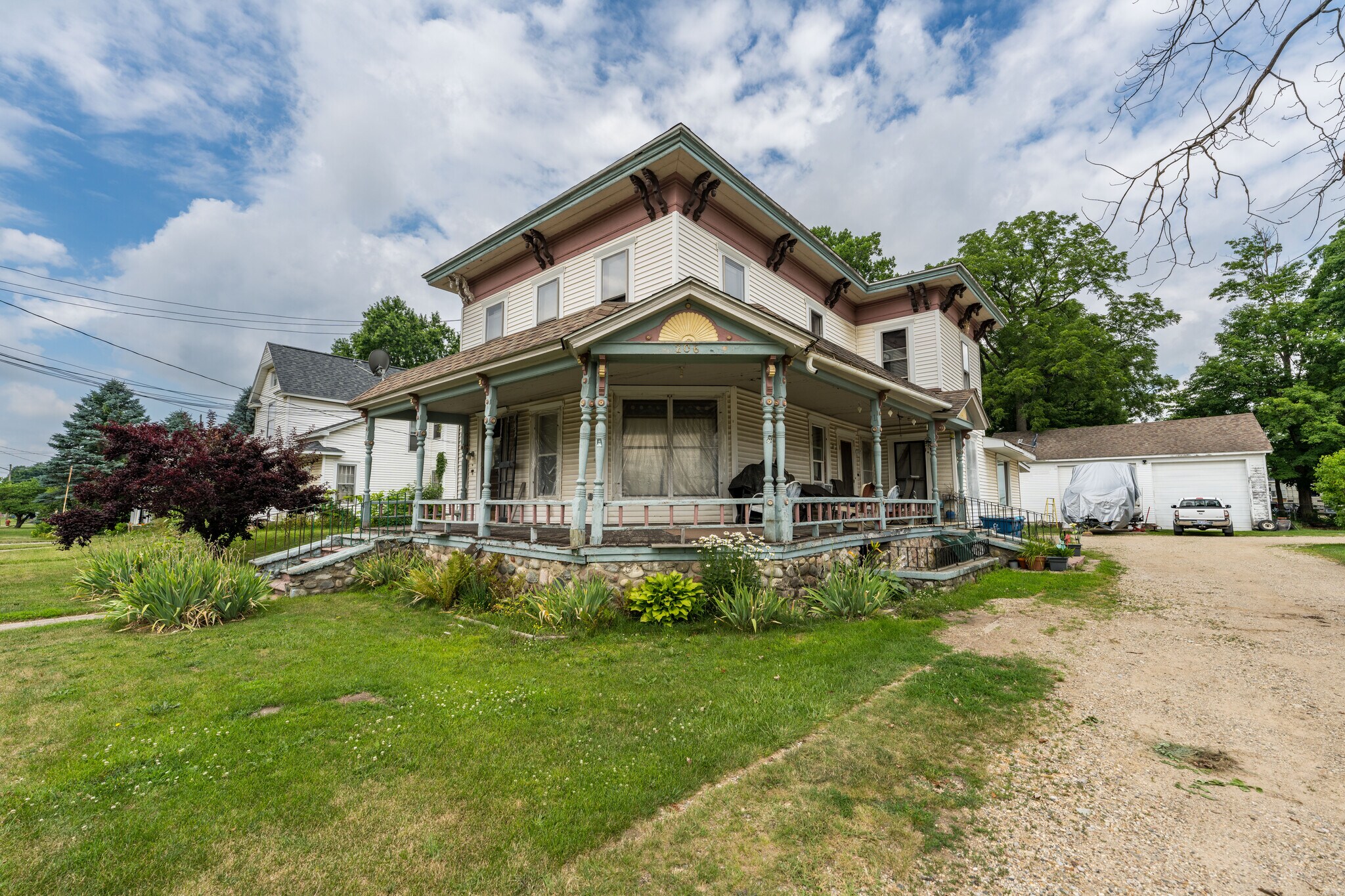 206 W Delaware St, Decatur, MI for sale Primary Photo- Image 1 of 7