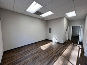 2024 Independence Commerce Dr, Matthews, NC for lease Interior Photo- Image 1 of 6