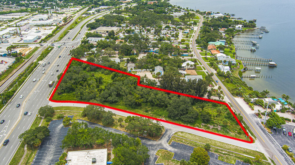 2425 Harbor City Blvd, Melbourne, FL for sale - Building Photo - Image 1 of 1