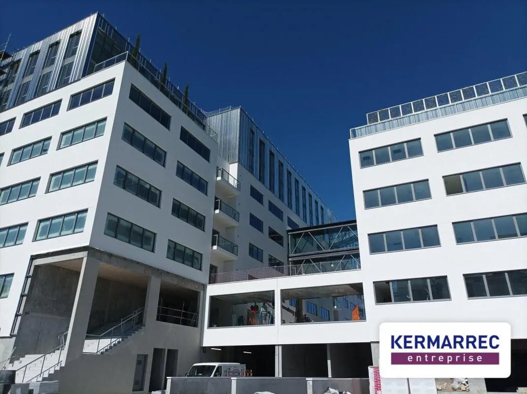 Office in Saint-Herblain for lease Building Photo- Image 1 of 6