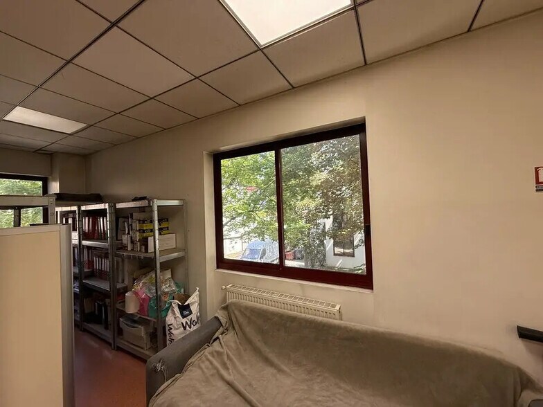 Flex in Saint-Denis for sale - Interior Photo - Image 2 of 7