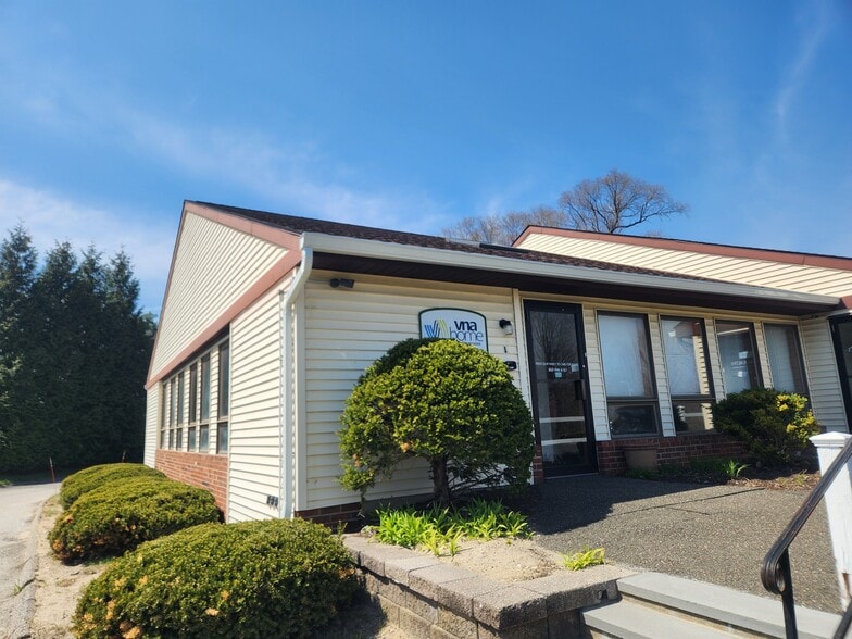 1 Old Park Lane Rd, New Milford, CT for lease - Building Photo - Image 2 of 9