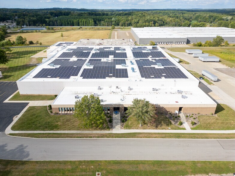 6800 N Chestnut St, Ravenna, OH for sale - Building Photo - Image 1 of 40