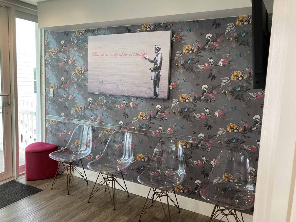 3146 Northside Dr, Key West, FL 33040 - Unit B -  - Interior Photo - Image 1 of 3